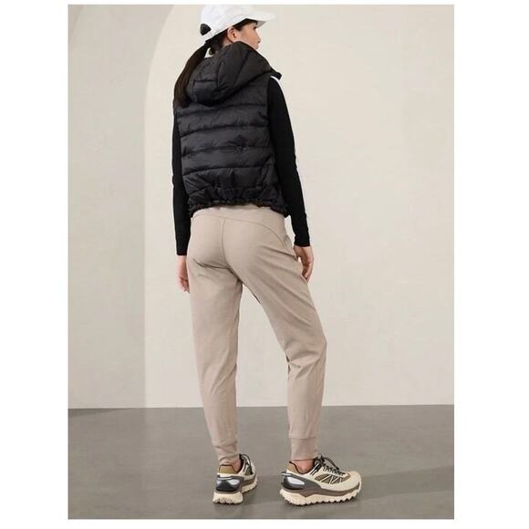 ATHLETA Headlands Hybrid Trek Jogger Women 10T Tall Black 30"x31" Pockets EUC - Picture 4 of 5